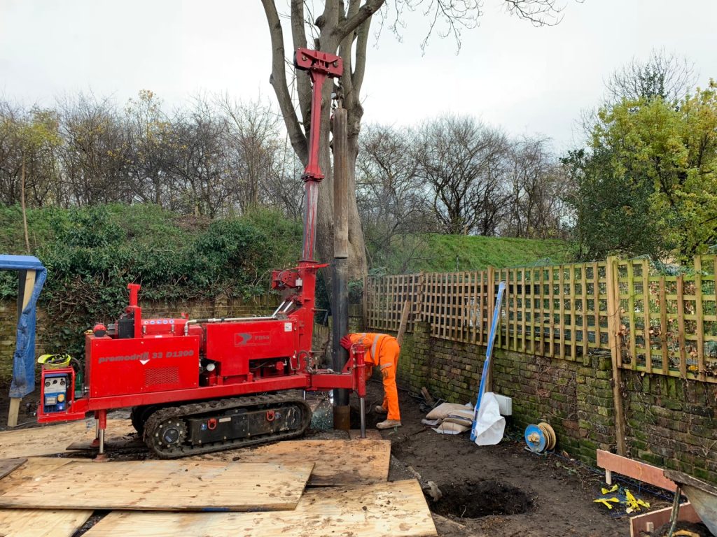 piling london