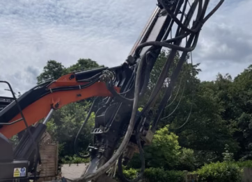 Celebrating Stellar Reviews at KHB Mini Piling London Ltd!